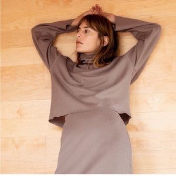 ZARA Soft Sweater & Skirt Matching Set - Picture 3 of 10